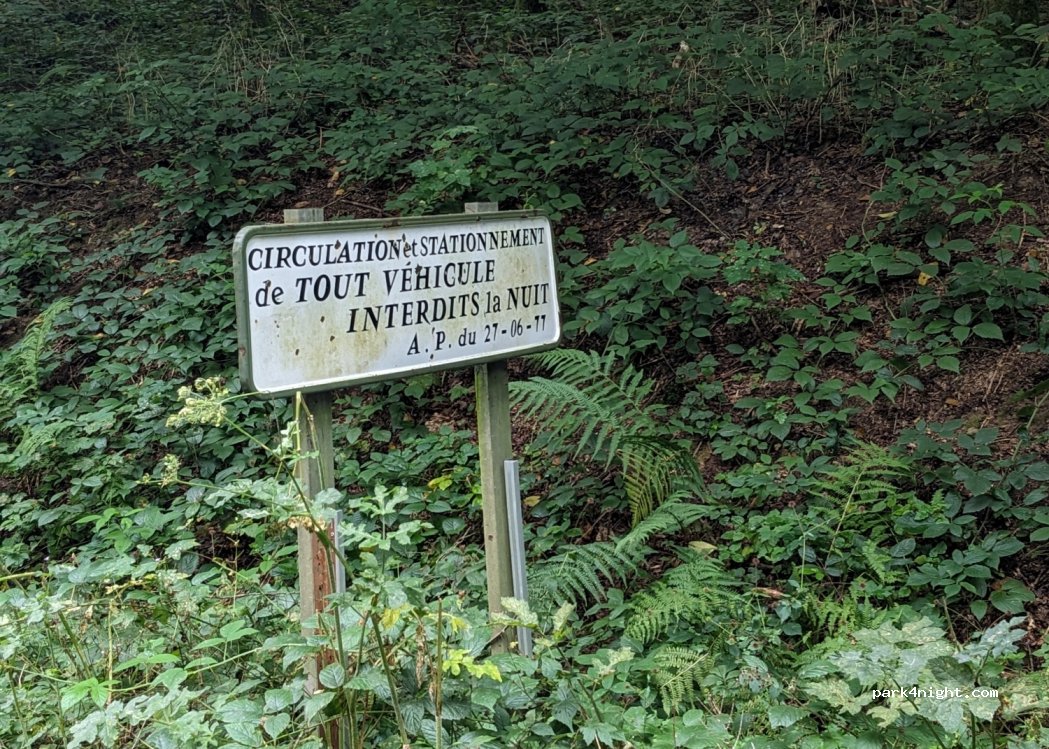 (02830) Saint-Michel - Unnamed road — foto 3
