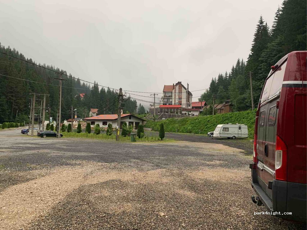 Grand Parking Lacu Roșu — foto 3