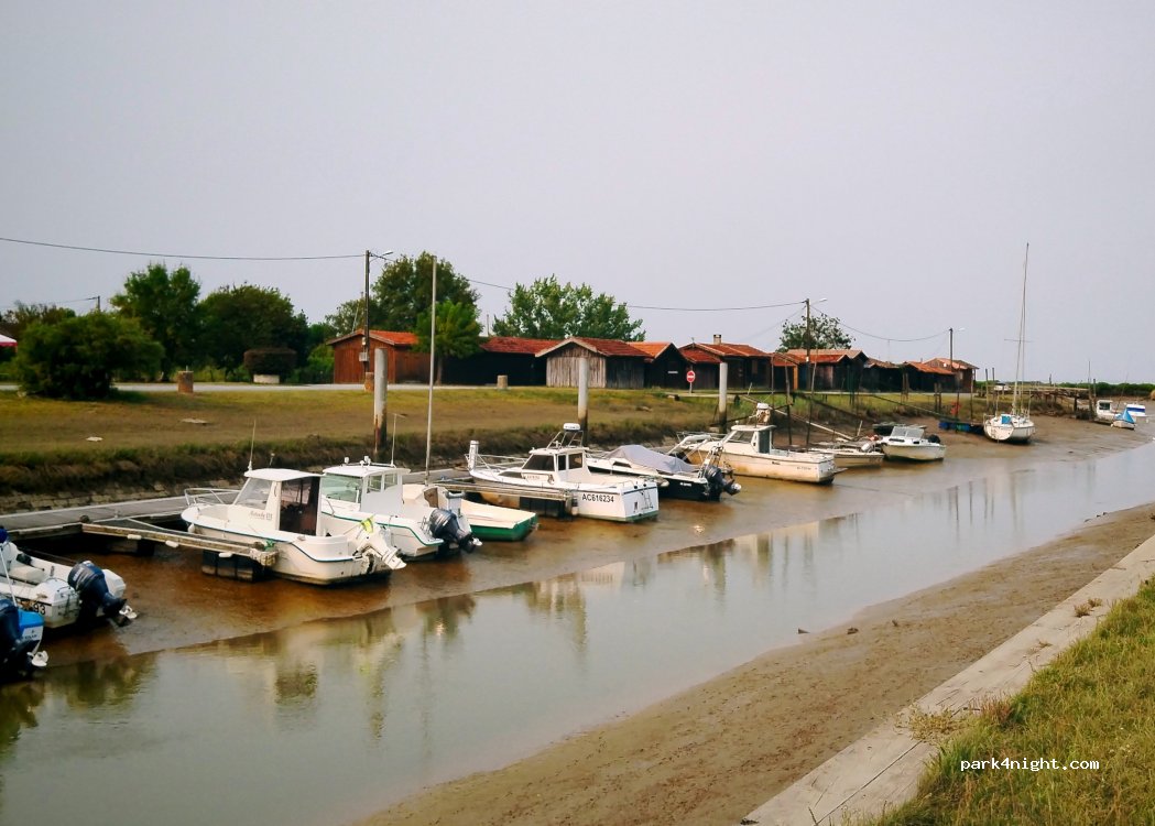 (33340) Valeyrac - 3 Route Castillonnaise — foto 3