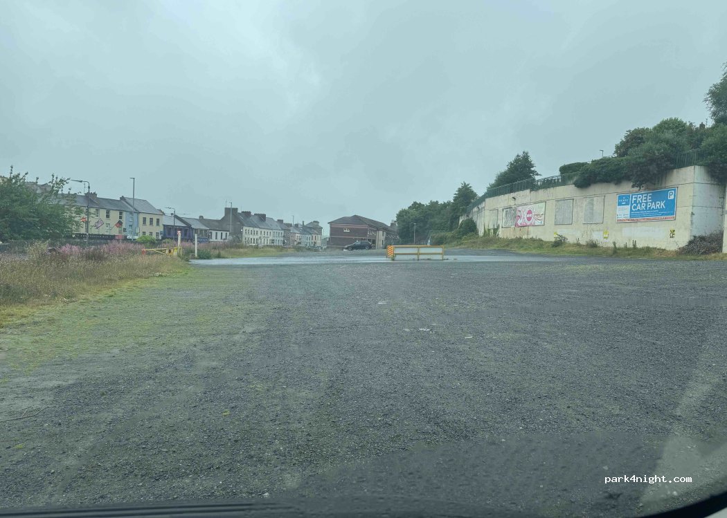 (BT35) Newry - 21 North Street — foto 2