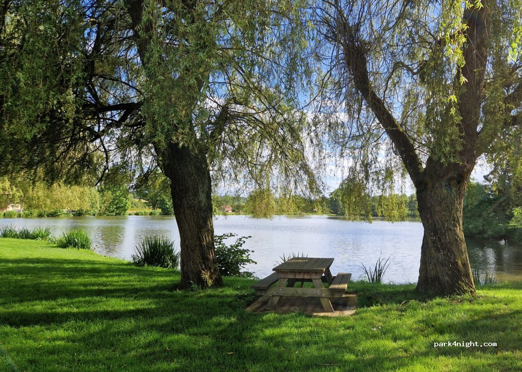 (61360) Pervenchères - Rue de l'Étang — foto 4