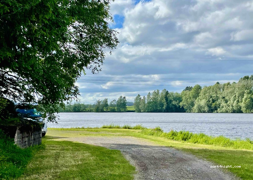 (783 95) Gustafs - 5 LÅNGHAG — foto 4