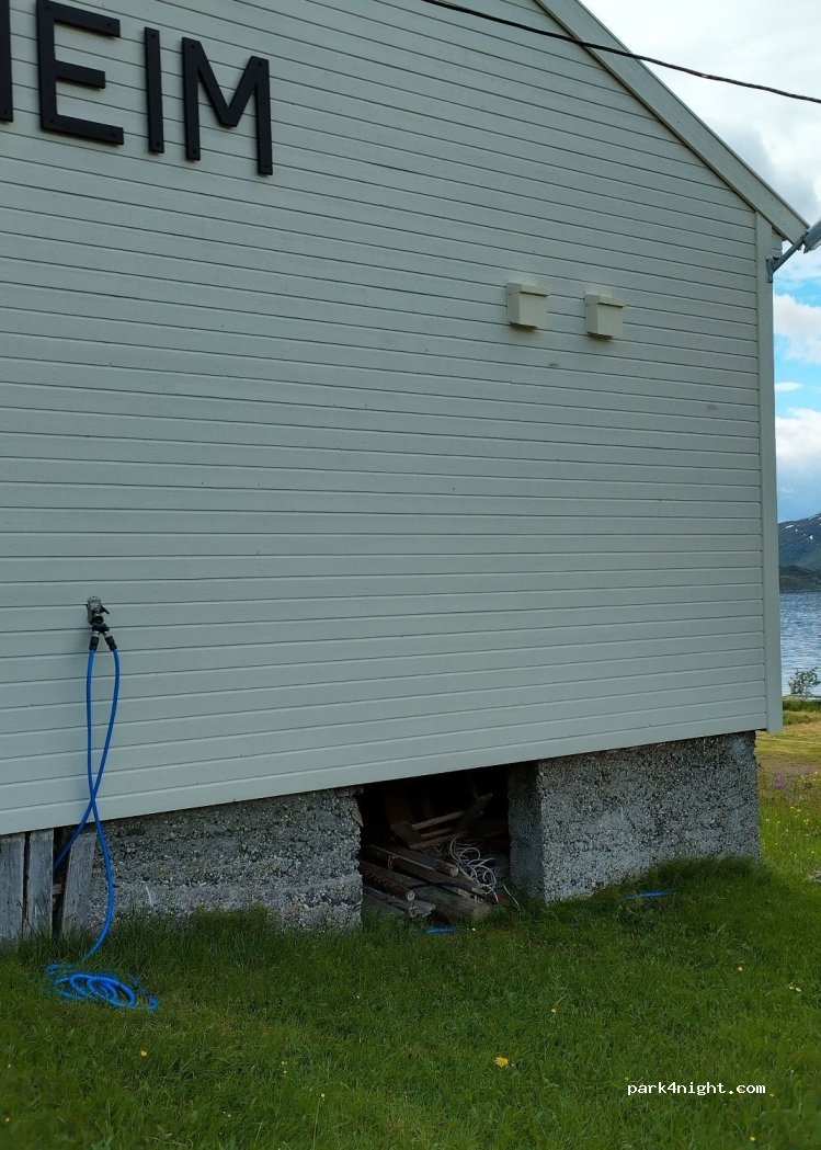 Vannøy bobilparkering — foto 2