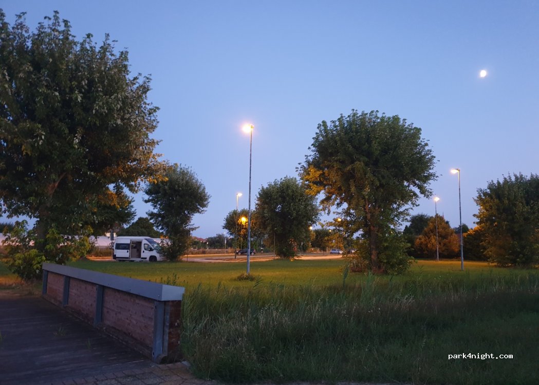 (30013) Cavallino-Treporti - 3 Via Saccagnana — foto
