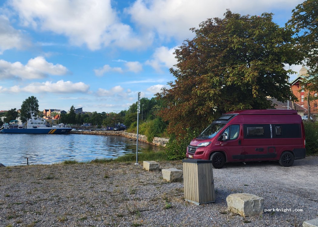(371 42) Karlskrona - 1C Saltsjöbadsvägen — foto 2