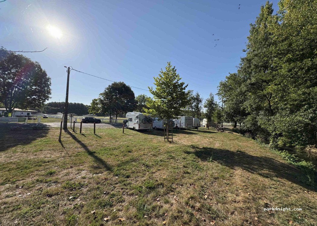 (16230) Mansle - 8 Rue de Watlington — foto 5