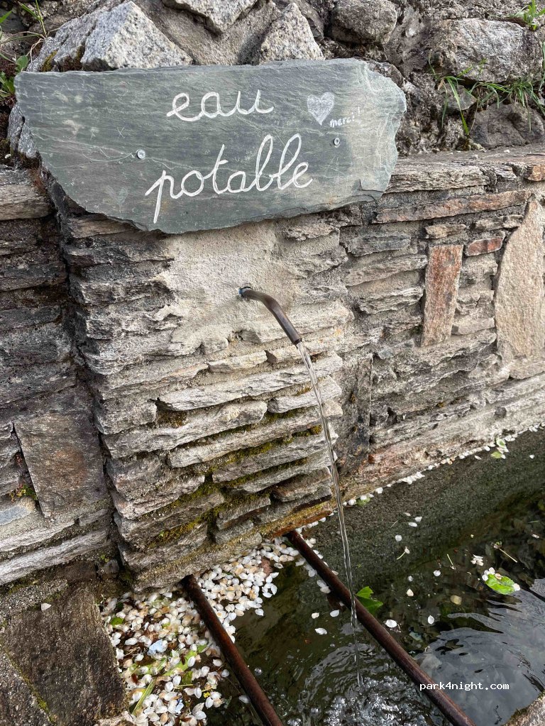 (09110) Orgeix - 40 Vierge le Village — foto 4
