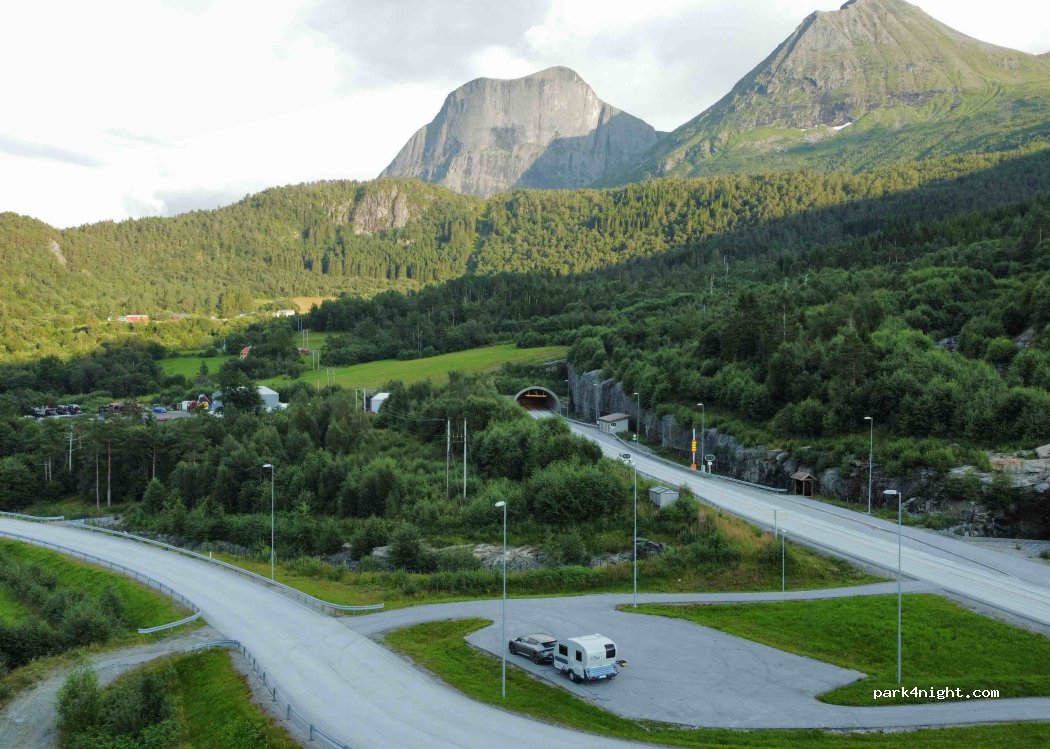 (6387) Vågstranda - E136 — foto