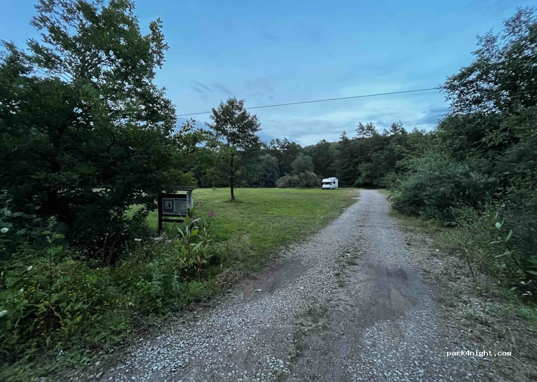 (38) Pastwiska - Unnamed Road — foto 2