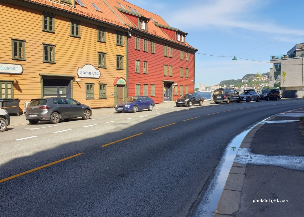 (5032) Bergen - 1F Sjøgaten — foto 2