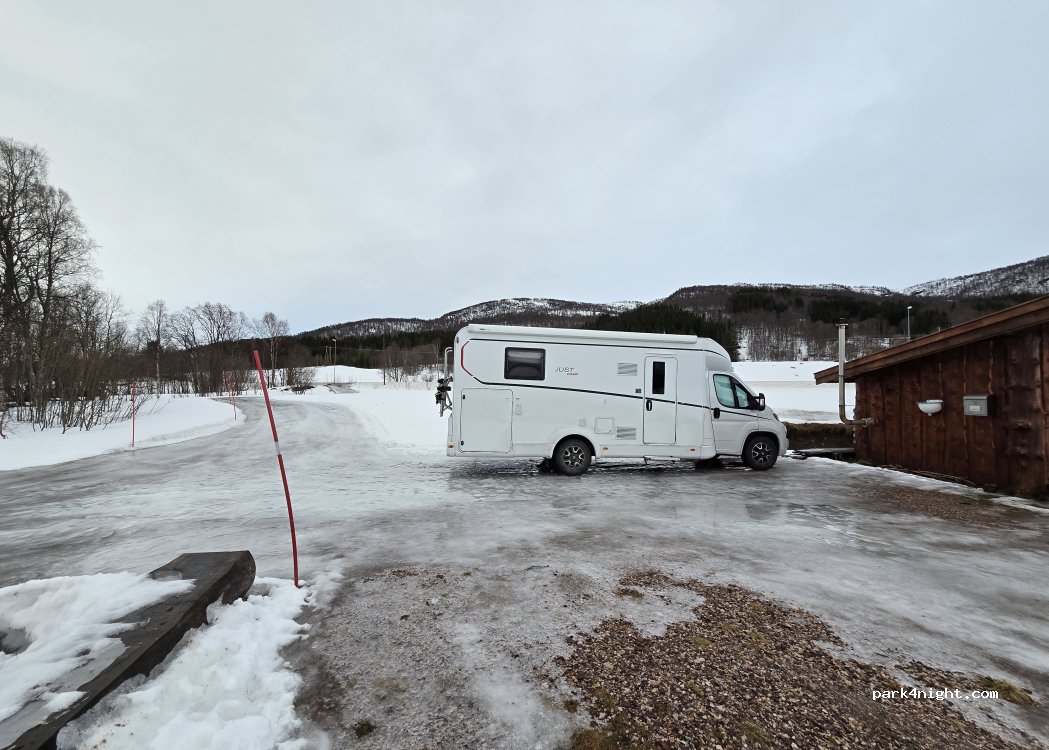 (9309) Finnsnes - 855 — foto 4