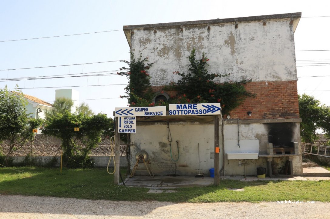 (61032) Marotta - 227B Strada Nazionale Adriatica Sud — foto 2