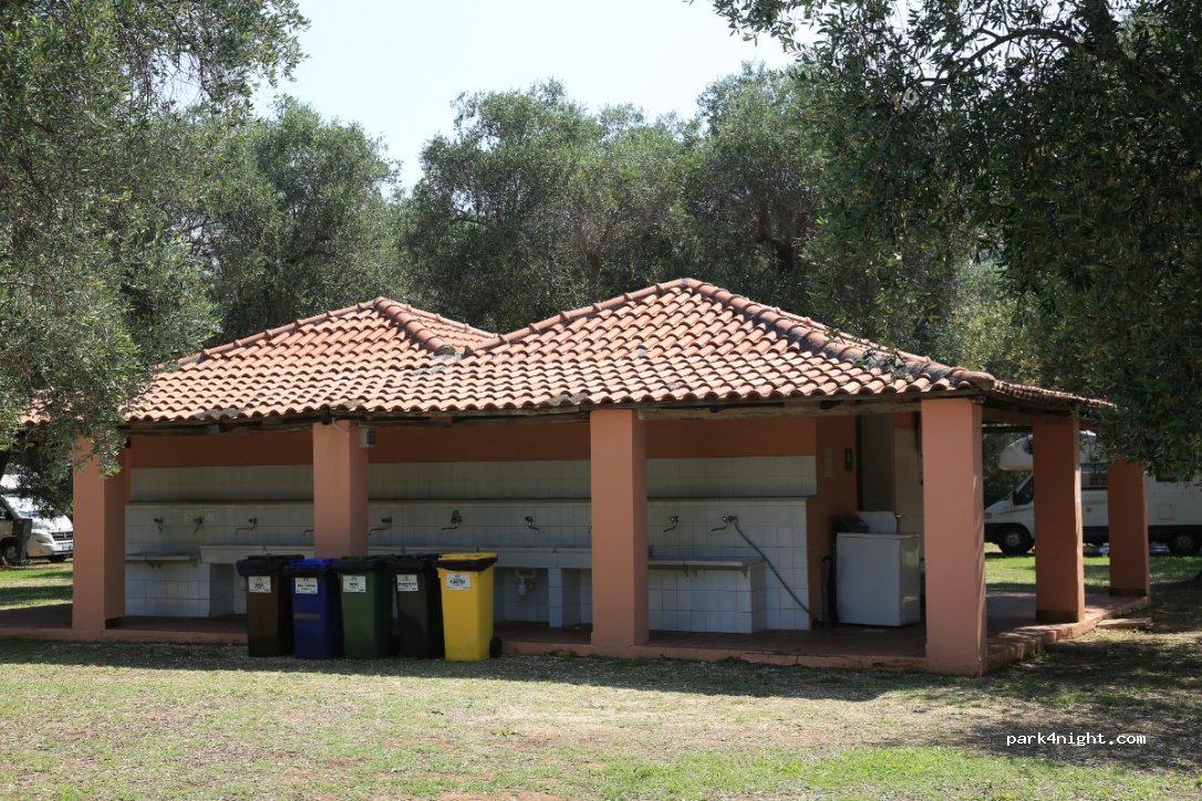 Villaggio Turistico Camping Parco Degli Ulivi — foto