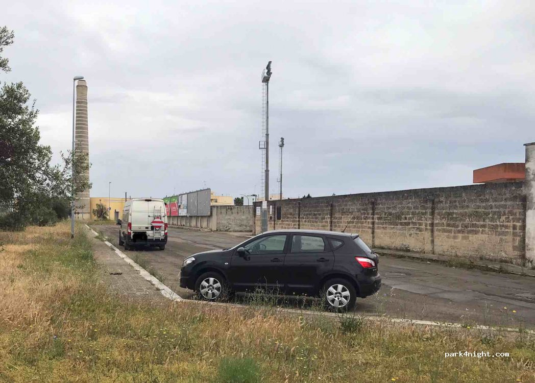(73012) Campi Salentina - 3 Via Tommaso Campanella — foto 4