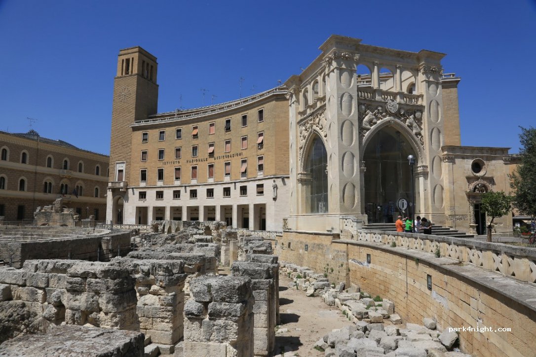 (73100) Lecce - 35 Viale dell'Università — foto 3