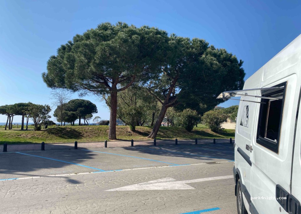 (17220) Sant Feliu de Guíxols - 63 Avinguda Jaume I — foto 4