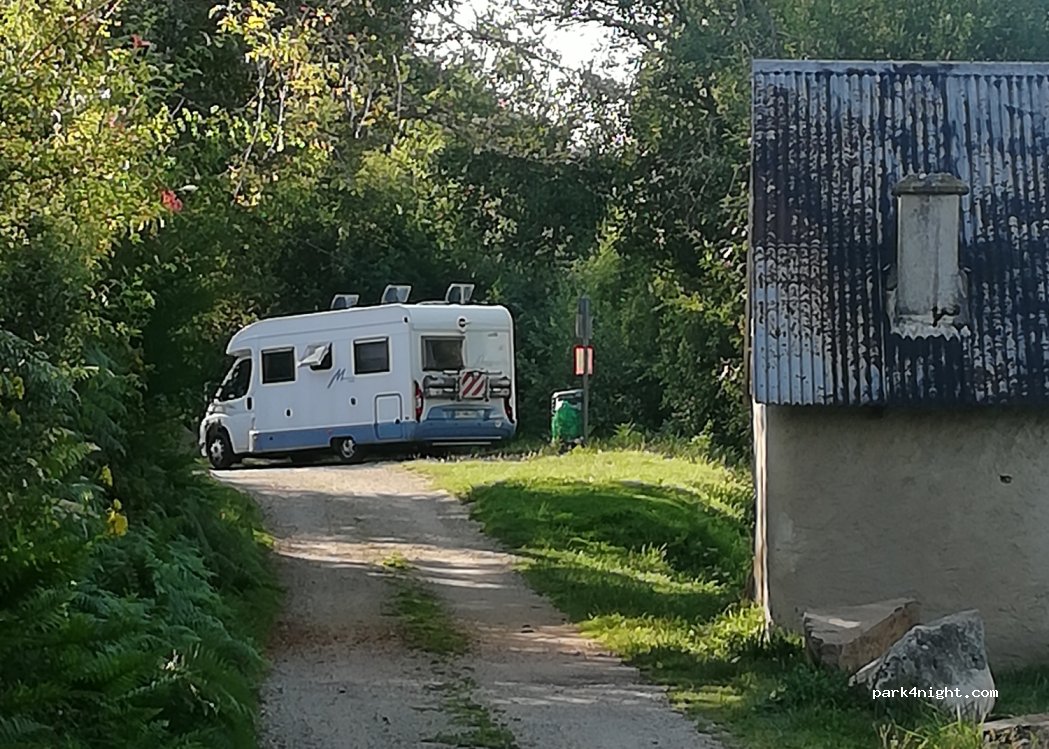 (15400) Riom-ès-Montagnes - — foto