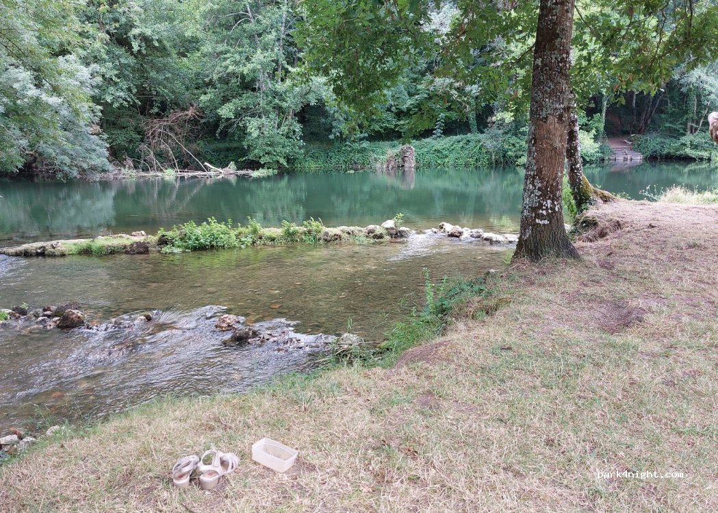 (16460) Lichères - 7 Le Bourg — foto