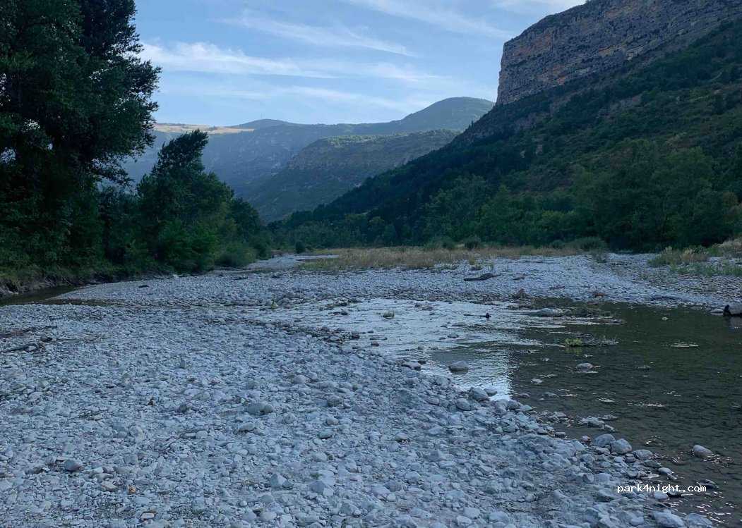 (26510) Rémuzat - 140 Les Faysses — foto 2