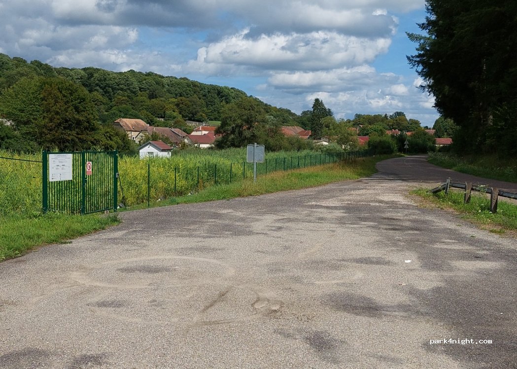(70230) Fontenois-lès-Montbozon - — foto 3
