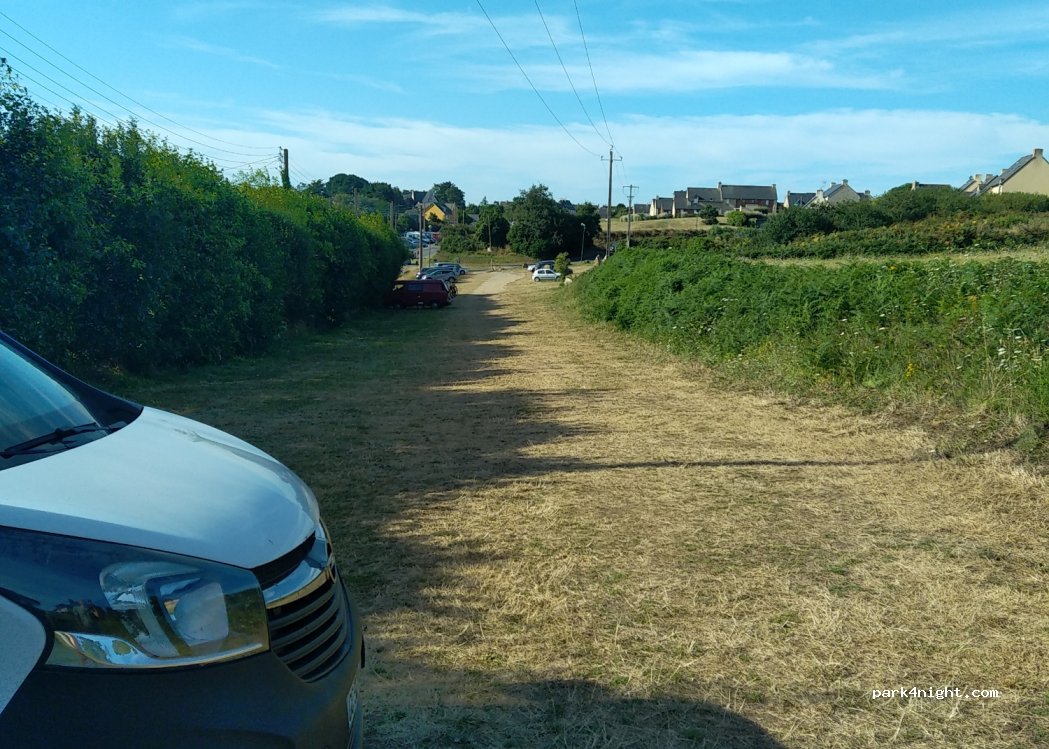 (35260) Cancale - 20 Rue Alfred Pierre Basle — foto 2