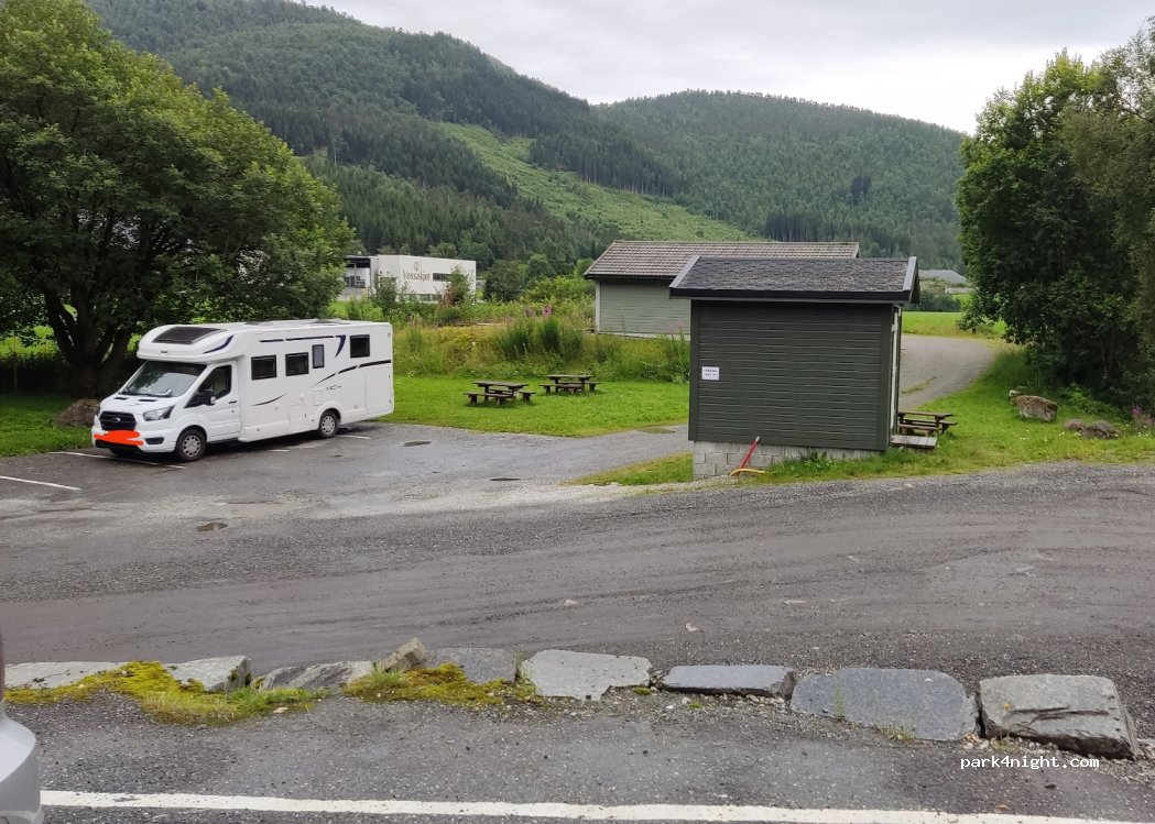 (5713) Vossestrand - 5 Draugsvollvegen — foto
