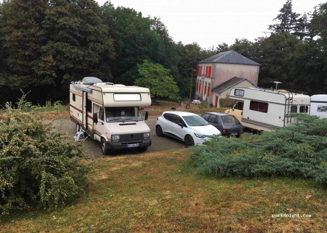 (23460) Saint-Martin-Château - D51A2 — foto