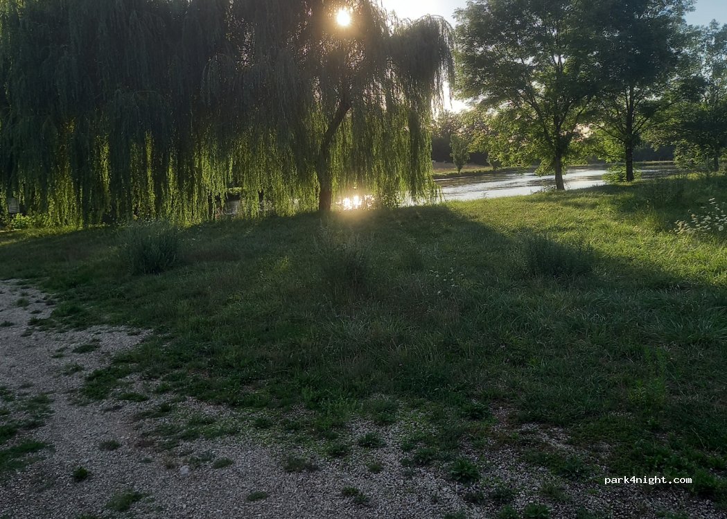 (01270) Coligny - — foto