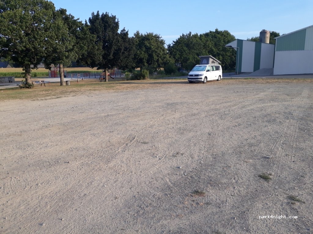(22830) Plouasne - 42 Boulevard de la Gare — foto 3