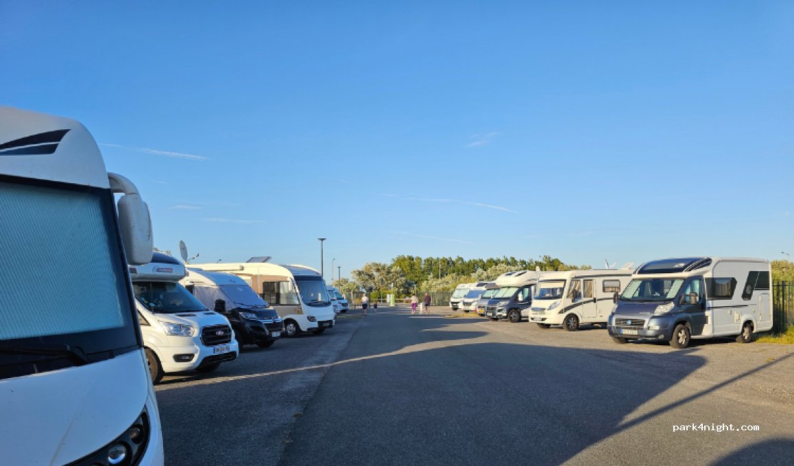 Aire de camping-car park de Calais (Pas de Calais) — foto 4