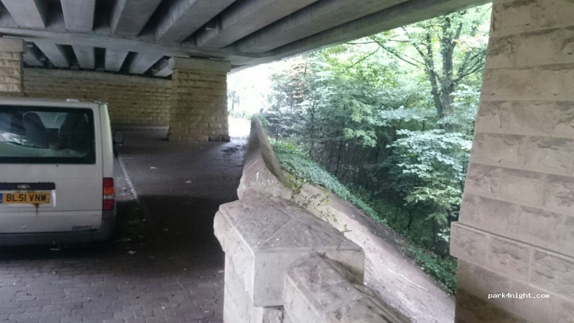 (NE7 7DA) Newcastle upon Tyne - 2 Benton Bank — foto