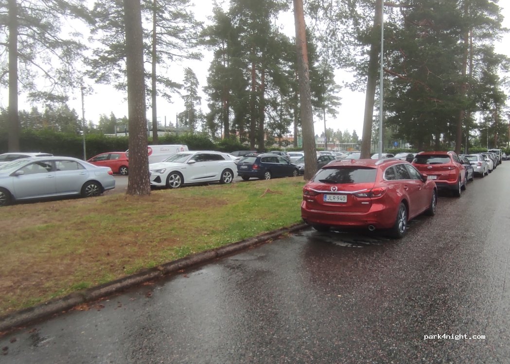 (05800) Hyvinkää - 28 Urheilukatu — foto