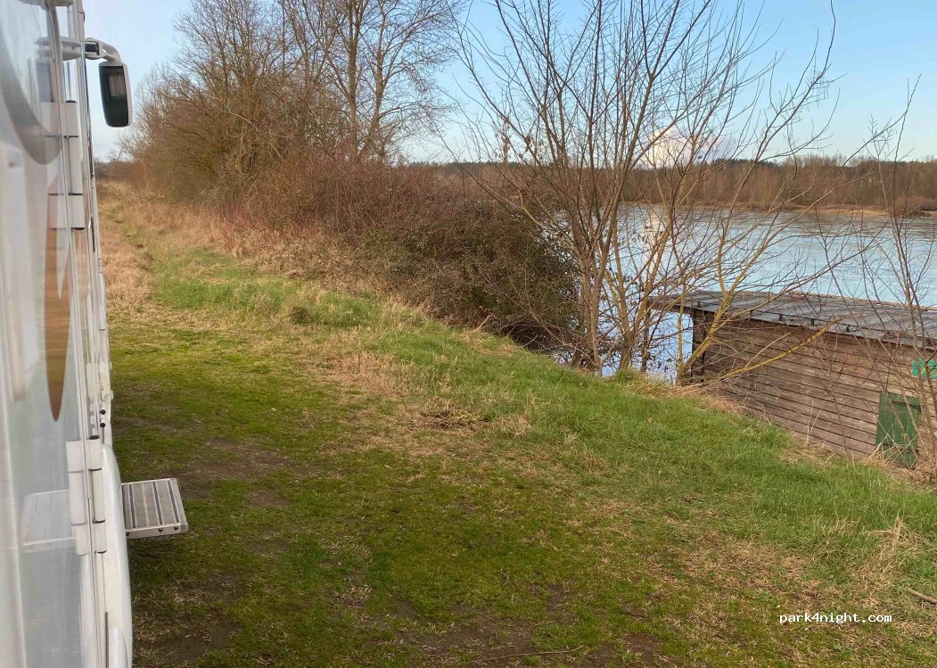 (45630) Beaulieu-sur-Loire - Chem. du Riot — foto 3