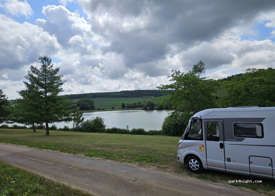 (89800) Beine - 216 Route nationale — foto