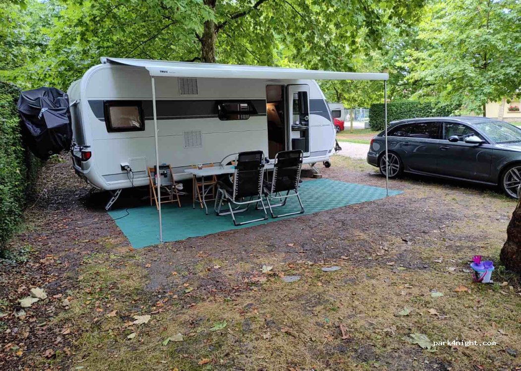 Lipoti Termal Camping — foto
