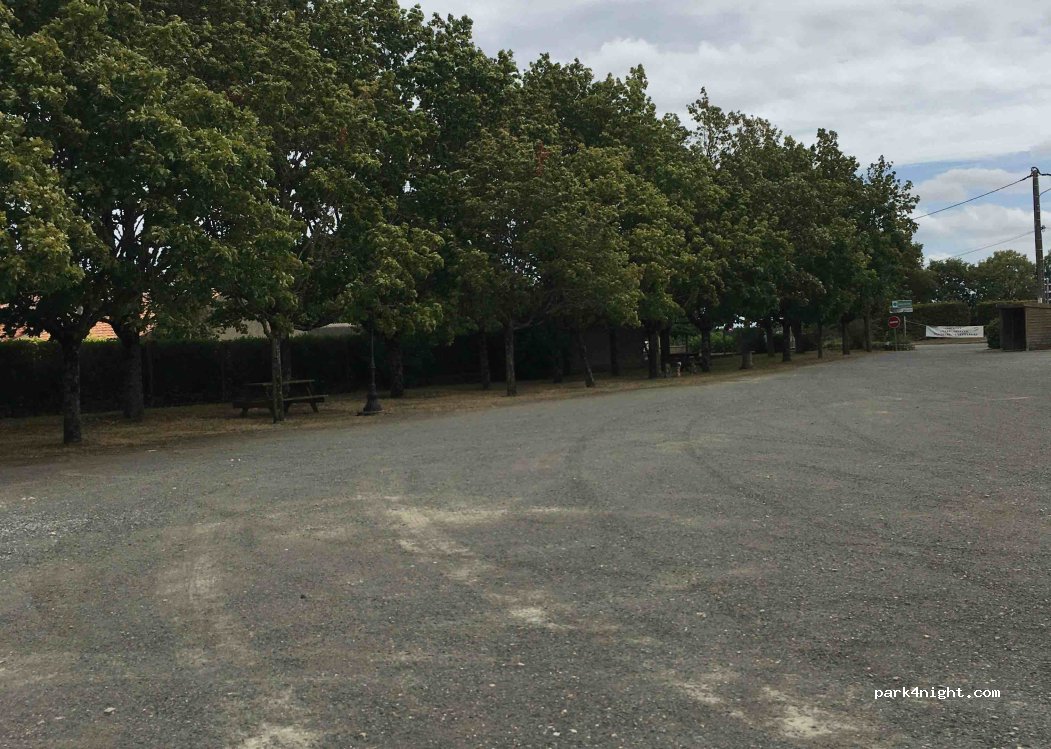 (86170) Cherves - 2 Rue de la Mairie — foto
