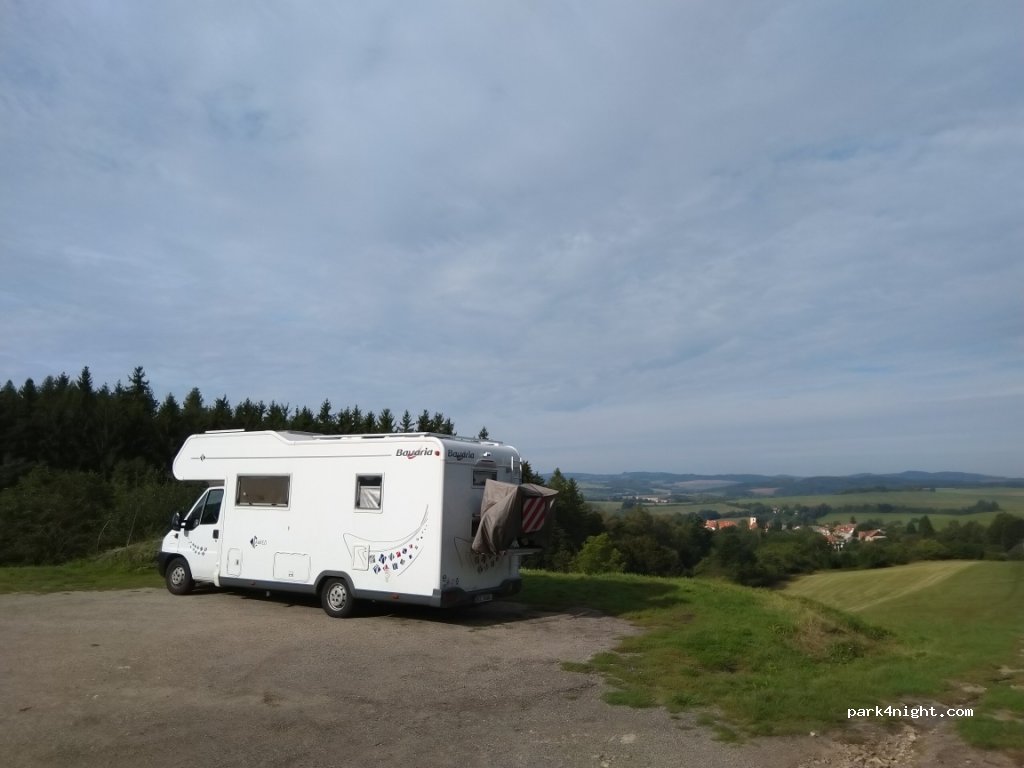 (257 06) Louňovice pod Blaníkem - 150 — foto