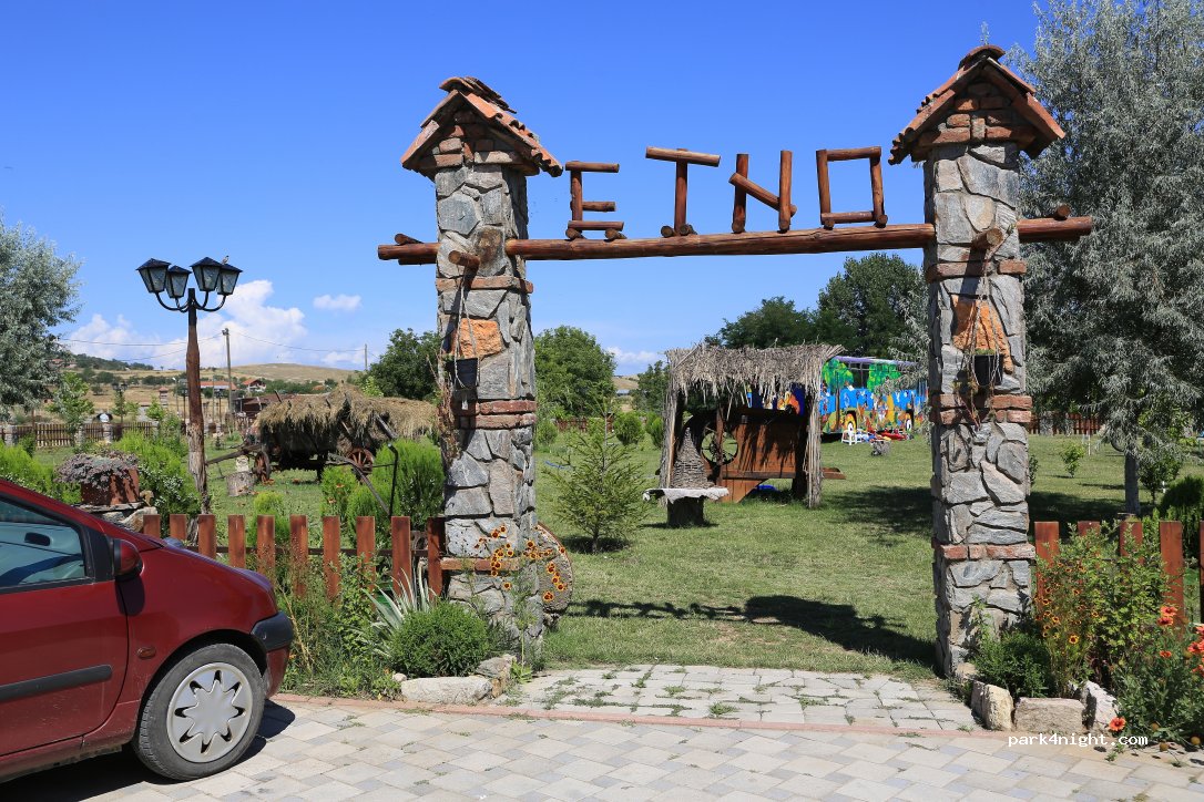 Etno selo Timčevski — foto