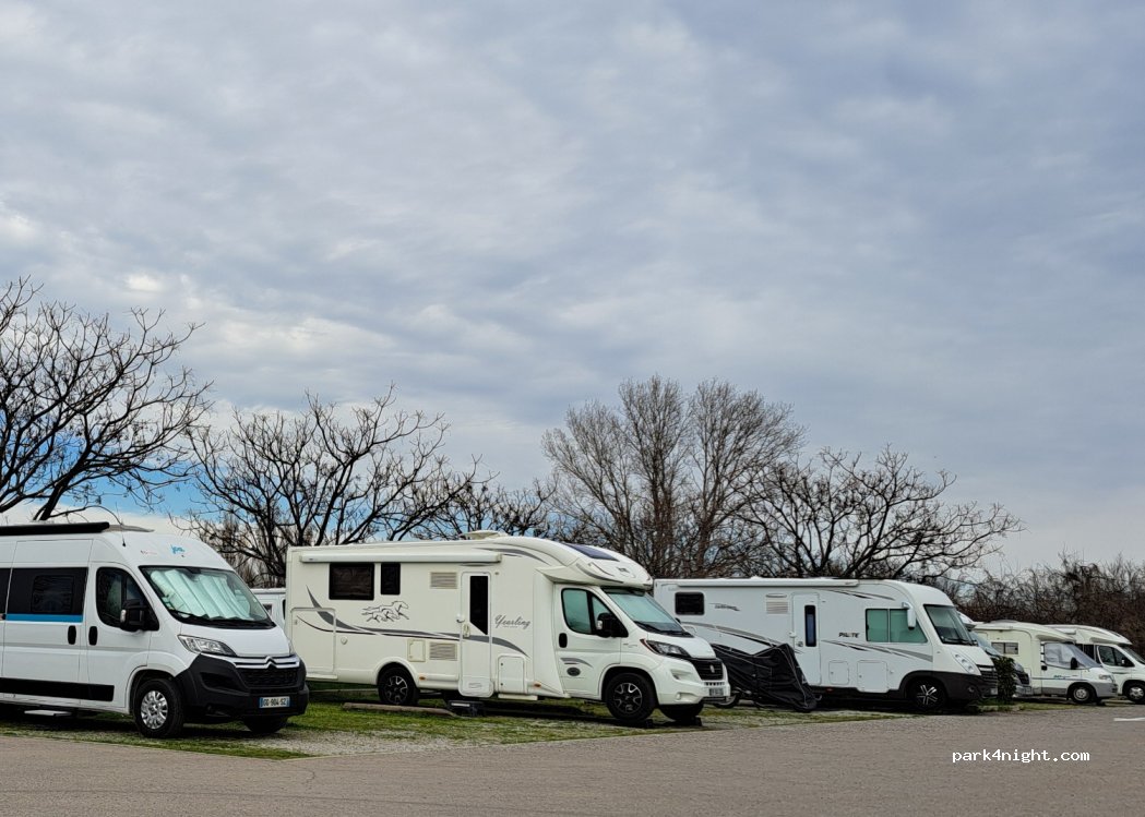 Parking camping car de Marseillan — foto 5