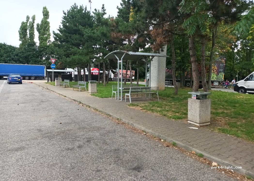 (919 21) Zeleneč - D1 — foto 3