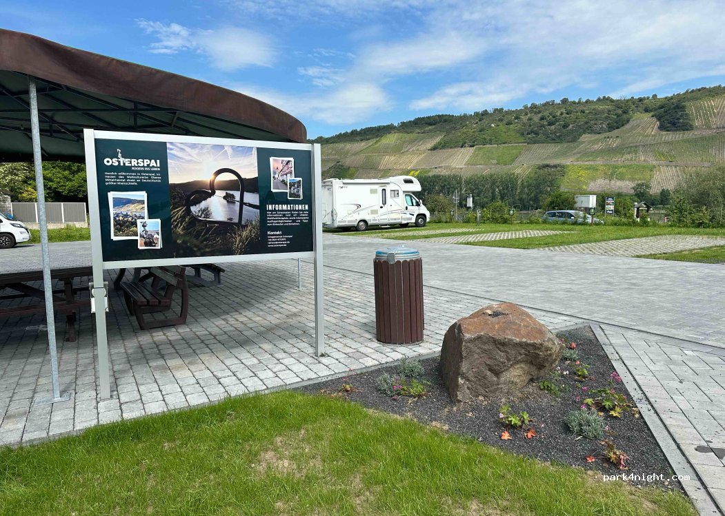 Wohnmobilstellplatz R(h)ein ins Leben — foto