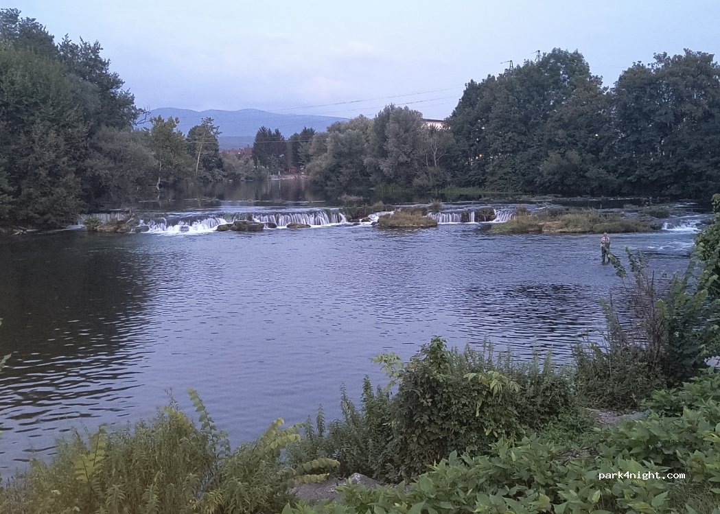 (77000) Bihać - 77000 Ale Galića — foto
