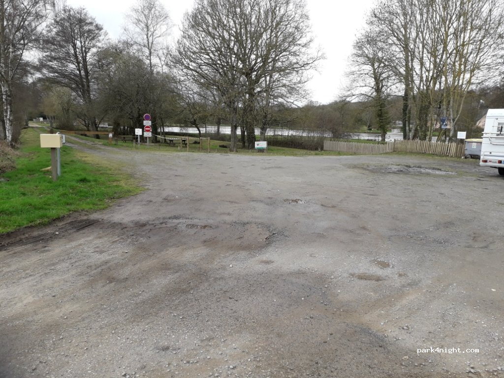 (56120) Lanouée - Le Rouvray — foto 2