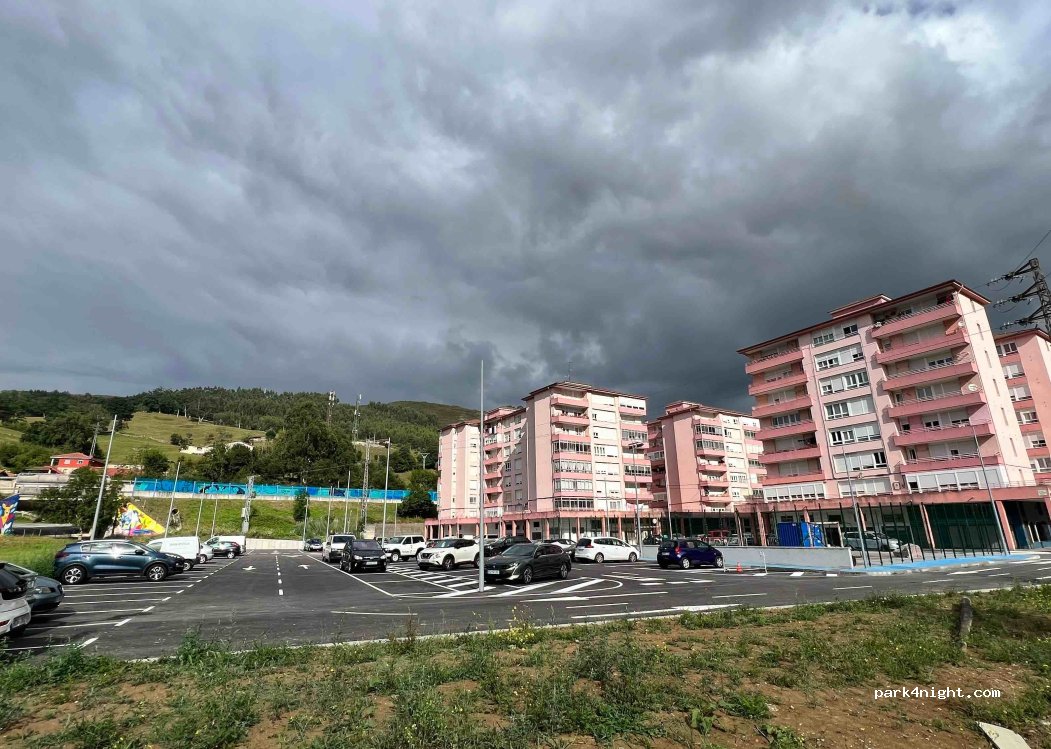 (39400) Los Corrales de Buelna - 17 Avenida Primero de Mayo — foto