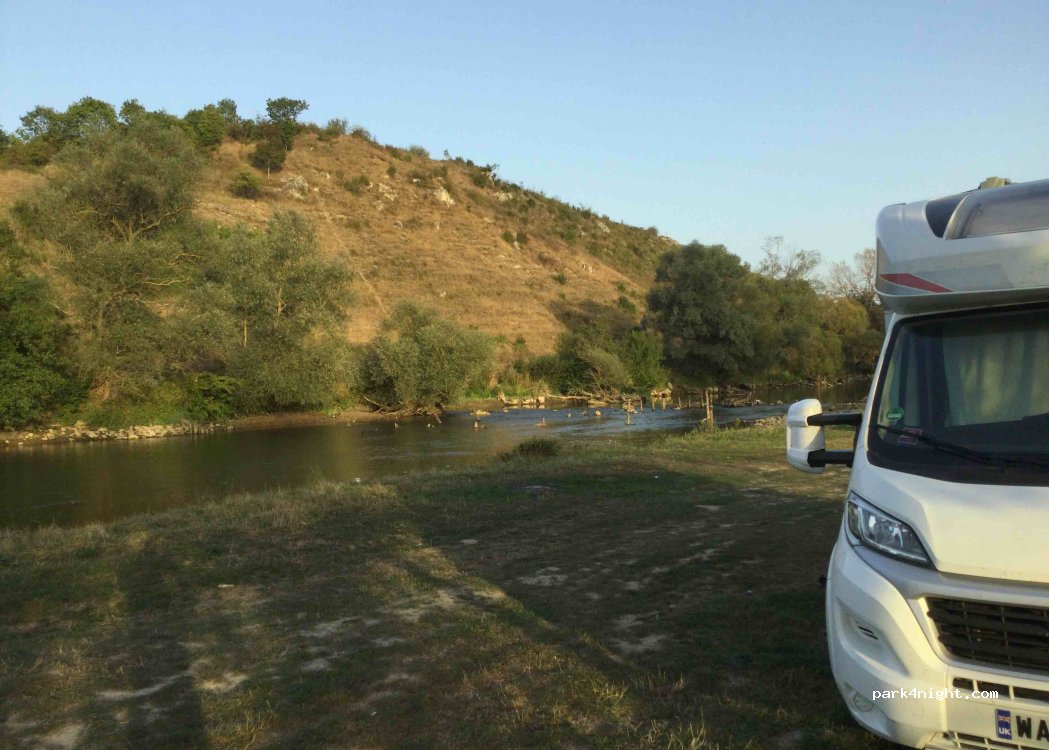 (335308) Sântămăria de Piatră - — foto 2