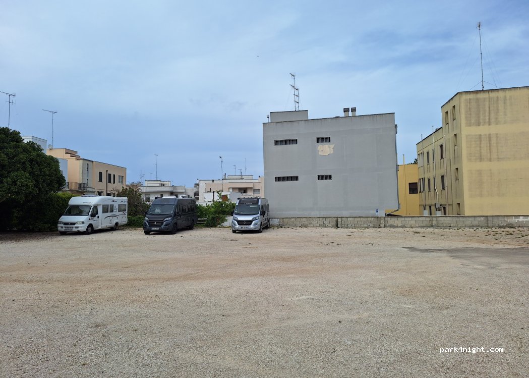 (73028) Otranto - 8 via Renis — foto 5