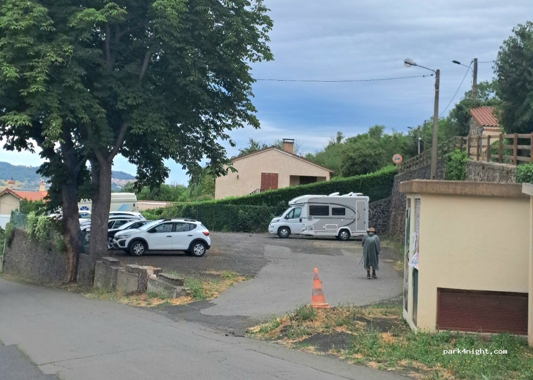 (63270) Parent - 2 Route de Vic le Comté — foto 2