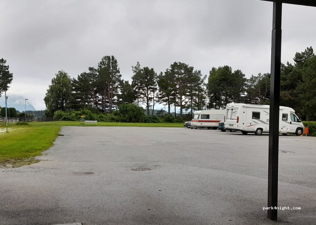 Ålesund folkehøgskole — foto