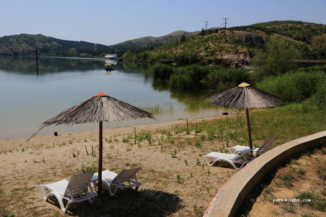 () Veles, Lake Mladost - R1102 — foto 3