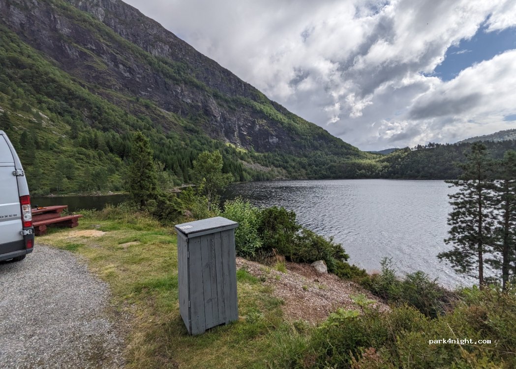 (6958) Sørbøvågen - Fv607 — foto